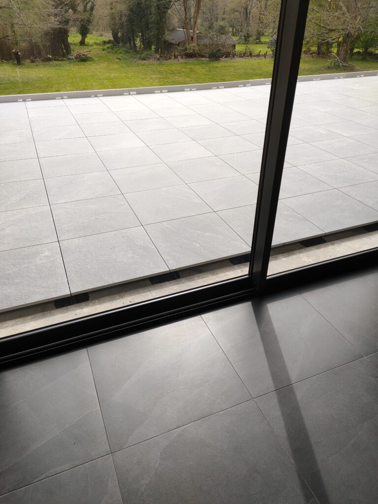 ATLANTIC RESINE OUEST CARRELAGE Carreleur Lorient REVETEMENT EXTERIEUR 1